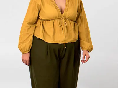 Posed Plus 00019 23