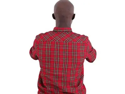 Tyrone Posed 013