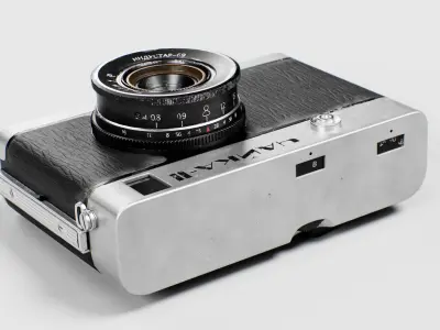 Old Soviet Camera Low-poly 3D model