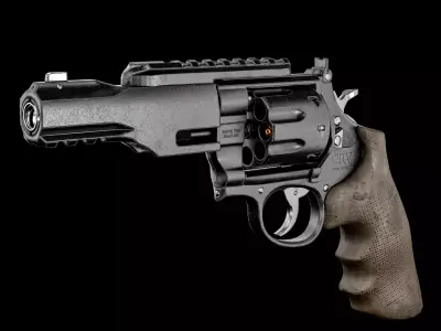 REVOLVER  Low-poly 3D model