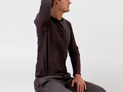 Posed 00124 11