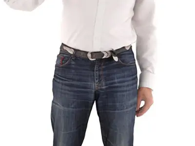 Thomas Posed 020