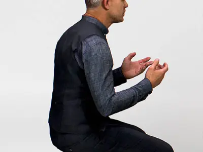 Arthur 4D 009 Sitting Talking
