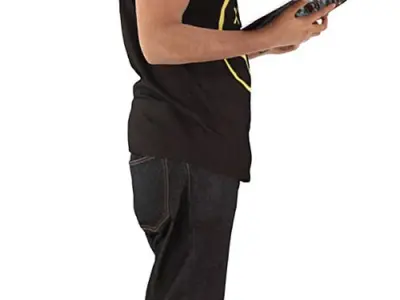 Kumar Posed 023