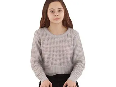 Emily Posed 028