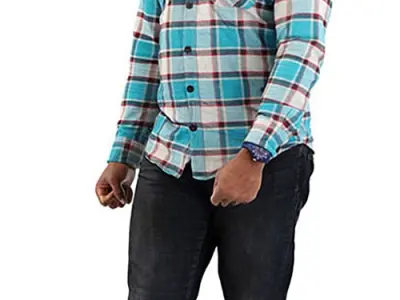 Ray Posed 001