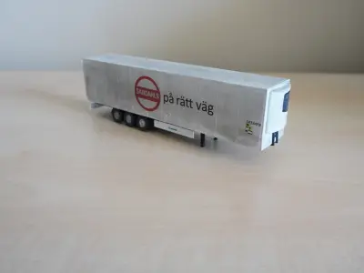 Pre supported H0 1 87 scale refrigerated trailer proxy 3D print model