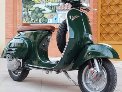 Classic Vespa Scooter 3D Model Vintage Style Retro Motorbike 3D print model