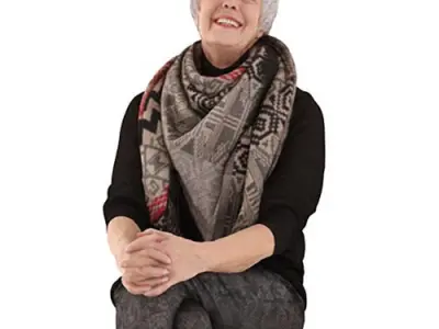 Roberta Posed 018