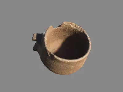 Ancient broken cup Low-poly 3D model