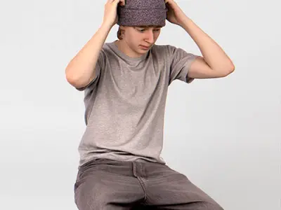 Posed 00204 23
