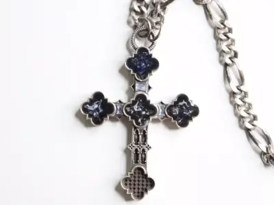antique cross pendant 3D print model