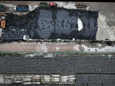 trash pile tires industrial storage terrain drone photogrammetry Low-poly 3D model