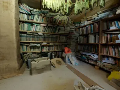 Old Attic Room Scan Low-poly 3D model