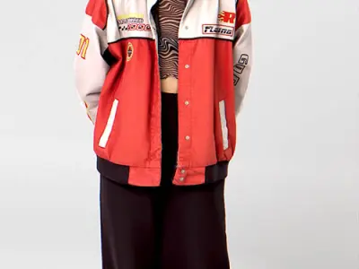 Posed 00206 05