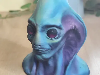 Alien head bust Free 3D print model