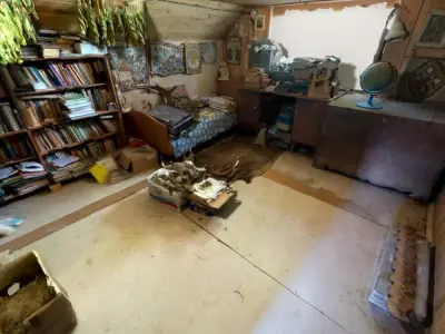 Old Attic Room Scan Low-poly 3D model