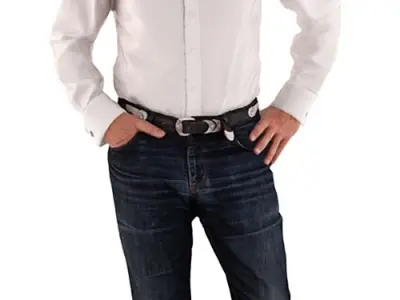 Thomas Posed 005