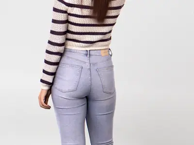 Posed 00145 03