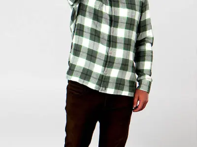 Posed Plus 00046 25