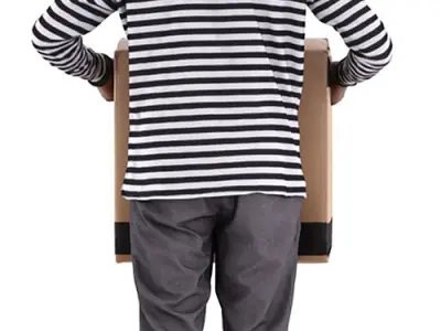 Tyrone Posed 012