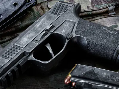 Sig Sauer P365 XMACRO Game-ready Low-poly 3D model