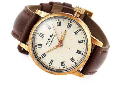 Elegant Vintage Gold Wrist Watch Low-poly 3D model