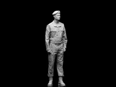 001559 Soldier in a realistic stance 3D print model