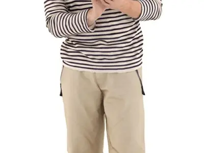Frank Posed 015
