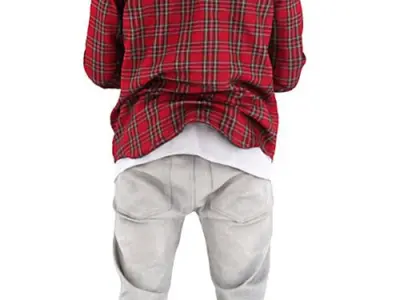Tyrone Posed 015