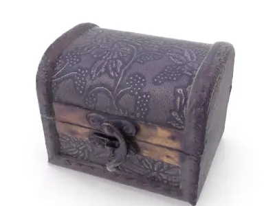 Small Chest 04 - Low and High Poly versions Low-poly 3D model