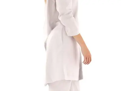 Janna Posed 040