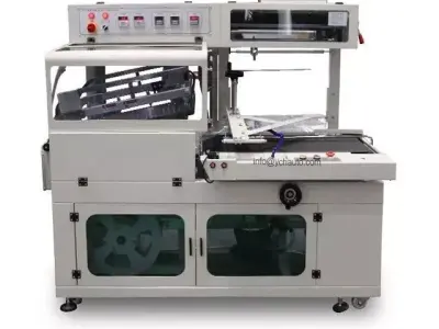Automatic Shrink Wrapping Packing Machine with Plastic Film 3D model