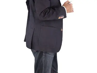 Thomas Posed 021