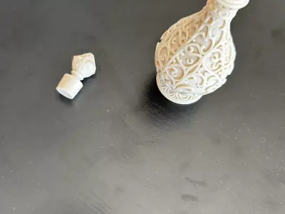 ROYAL MANA DECANTER AND LID 3D print model