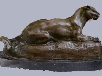 bronze panther statue  Free 3D model