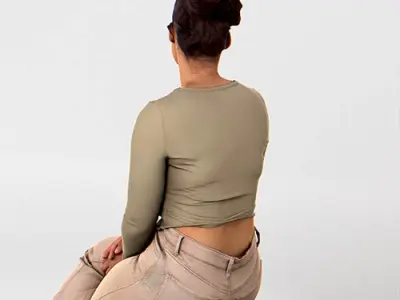 Posed 00212 35