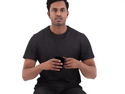 Amit Posed 001