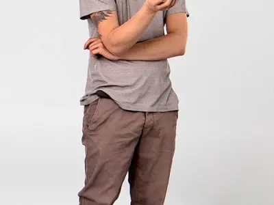Posed Plus 00077 15