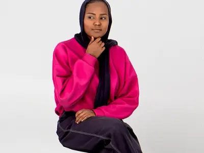 Posed 00178 23