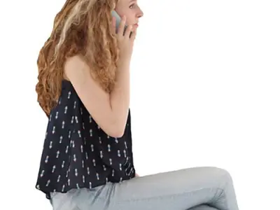 Hannah Posed 002