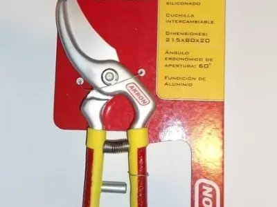 pruning shears Free 3D model