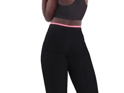 Joyce Posed 021