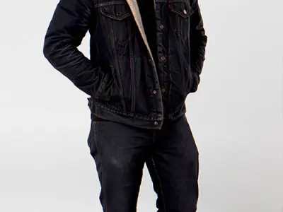 Posed Plus 00102 17