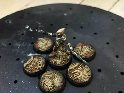 gigeresque bases 25mm 3D print model