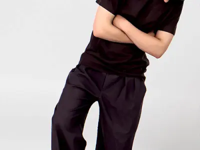 Posed 00204 27