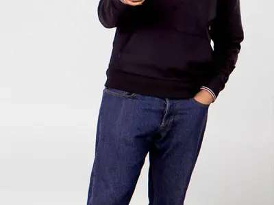 Posed 00191 15