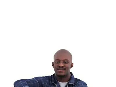 Tyrone Posed 026