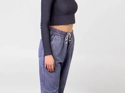 Posed 00157 04