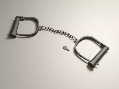 Pirate handcuffs with chain Low-poly 3D model